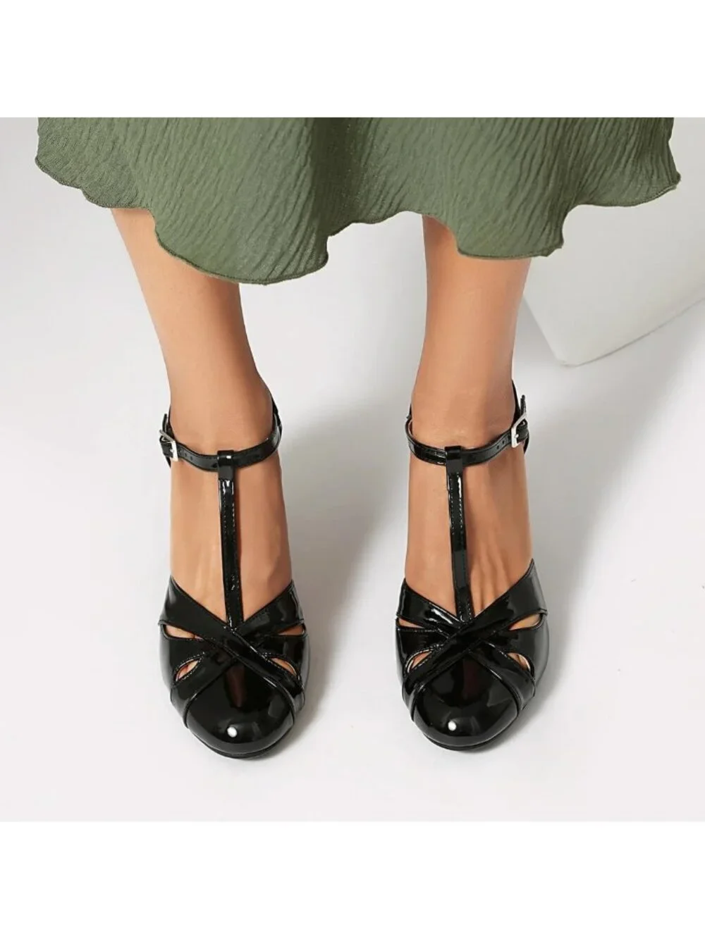 Vintage-Inspired Women's Mary Jane Heels | Retro Round Toe Pumps | 1920s-1940s
